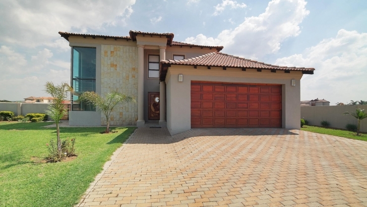 Cool Houses For Sale In Savannah Country Estate - Myroof.co.za Myroof Double Story Picture