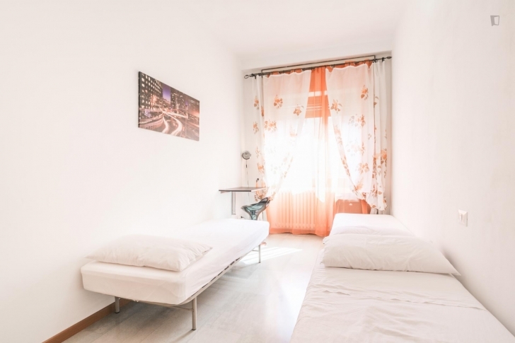 Fantastic Room For Rent In Viale Renato Serra - Erasmus Milan 3 Bedroom Twin Flat Image