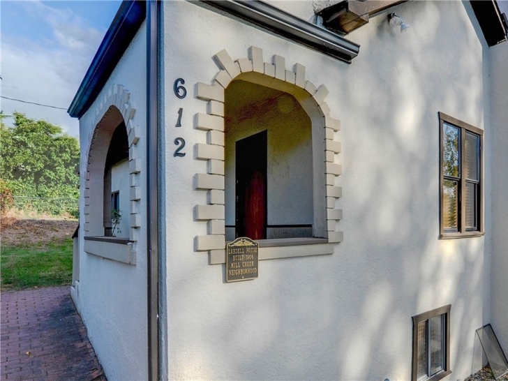 Good 6 Homes For Sale Along Metro Route 169 Five Bedroom House For Sale Kent Wa 98030 Picture