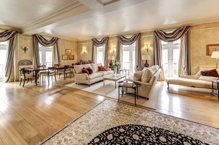 Incredible 3 Bedroom Flat For Sale In Whitehall Court, Sw1A, London Three Bedroom Flat For Sale Picture
