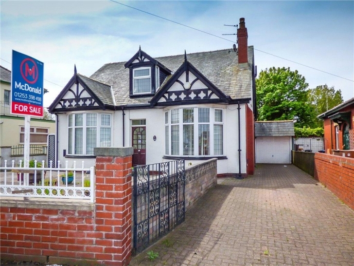 Interesting Saint Walburga's Road, Blackpool, Lancashire 3 Bed Detached Bungalow Three Bedroom Bungalows For Sale In Blackpool Image
